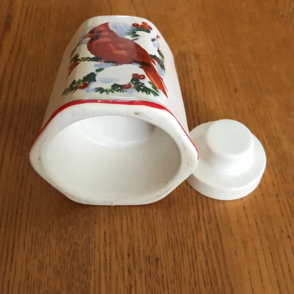 Ceramic winter Cardinal candle